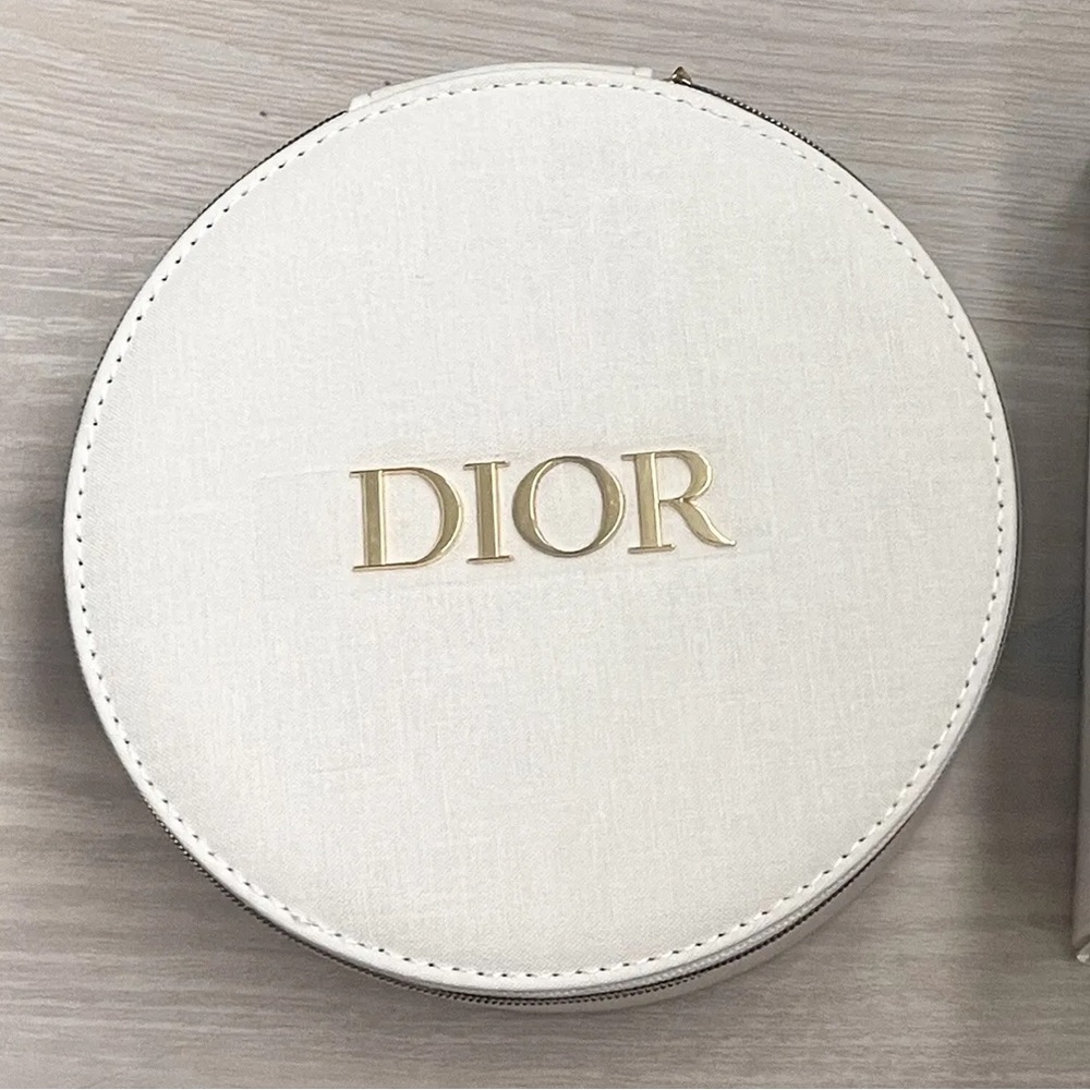 NIB Dior Logo Case
